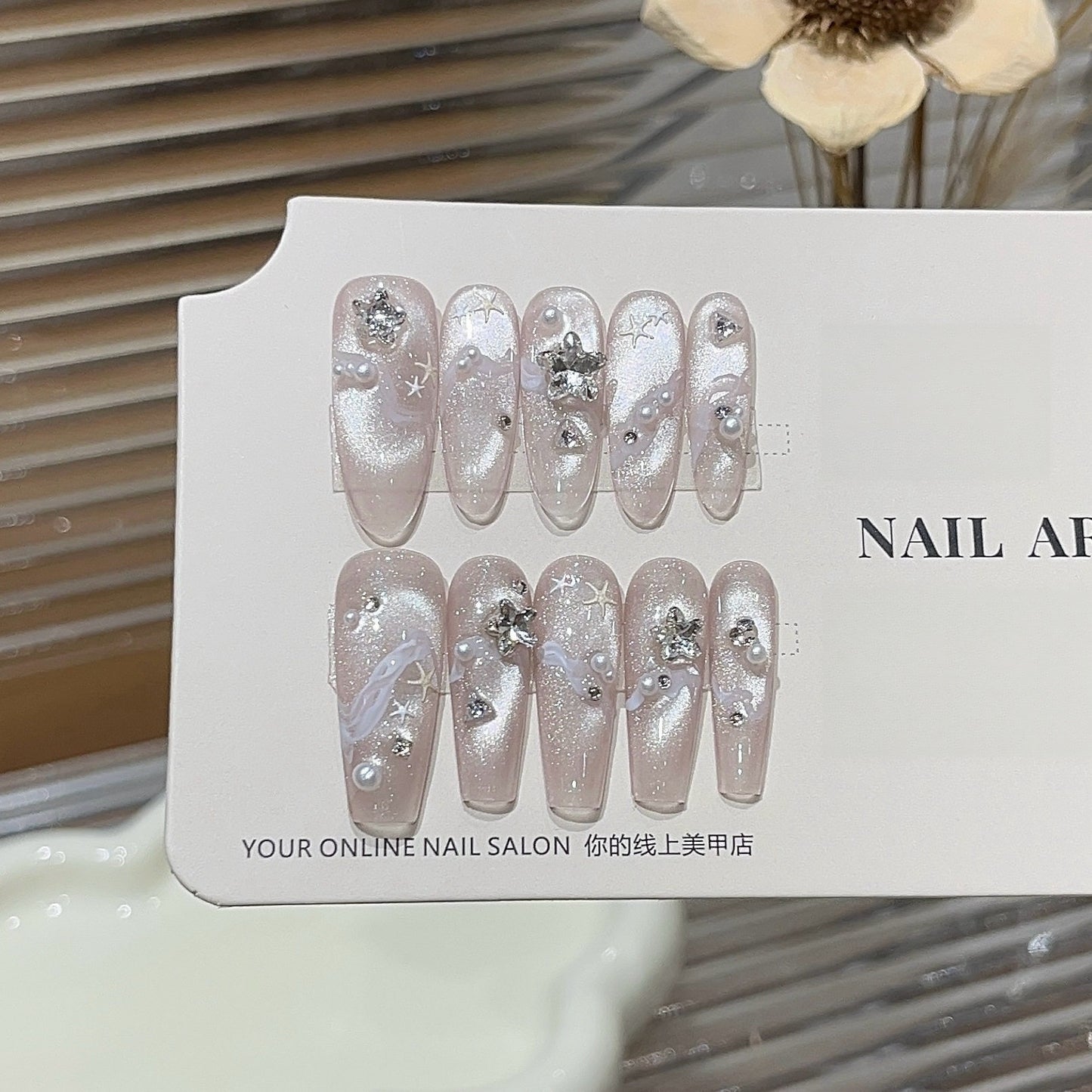 Sweet Misty Isle | Gray-Purple Cat-Eye Press-On Nails