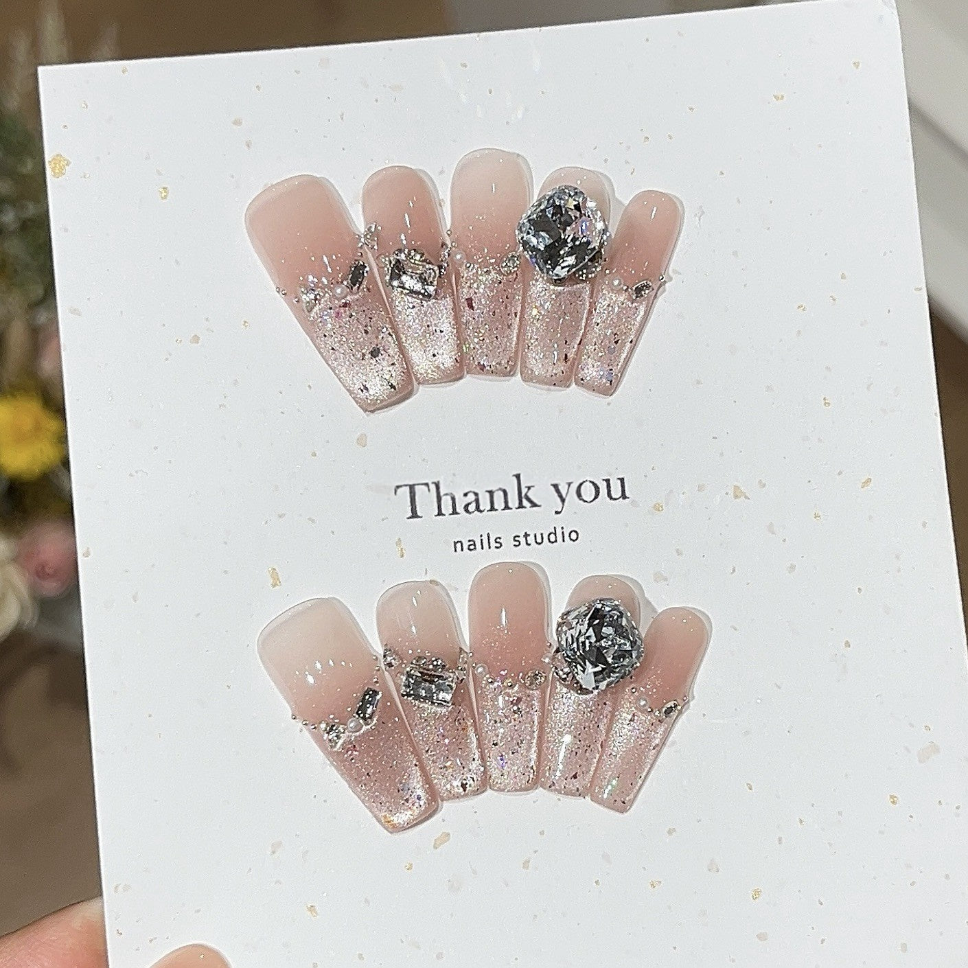 Icy Berry | Peach Cat-Eye Press-On Nails