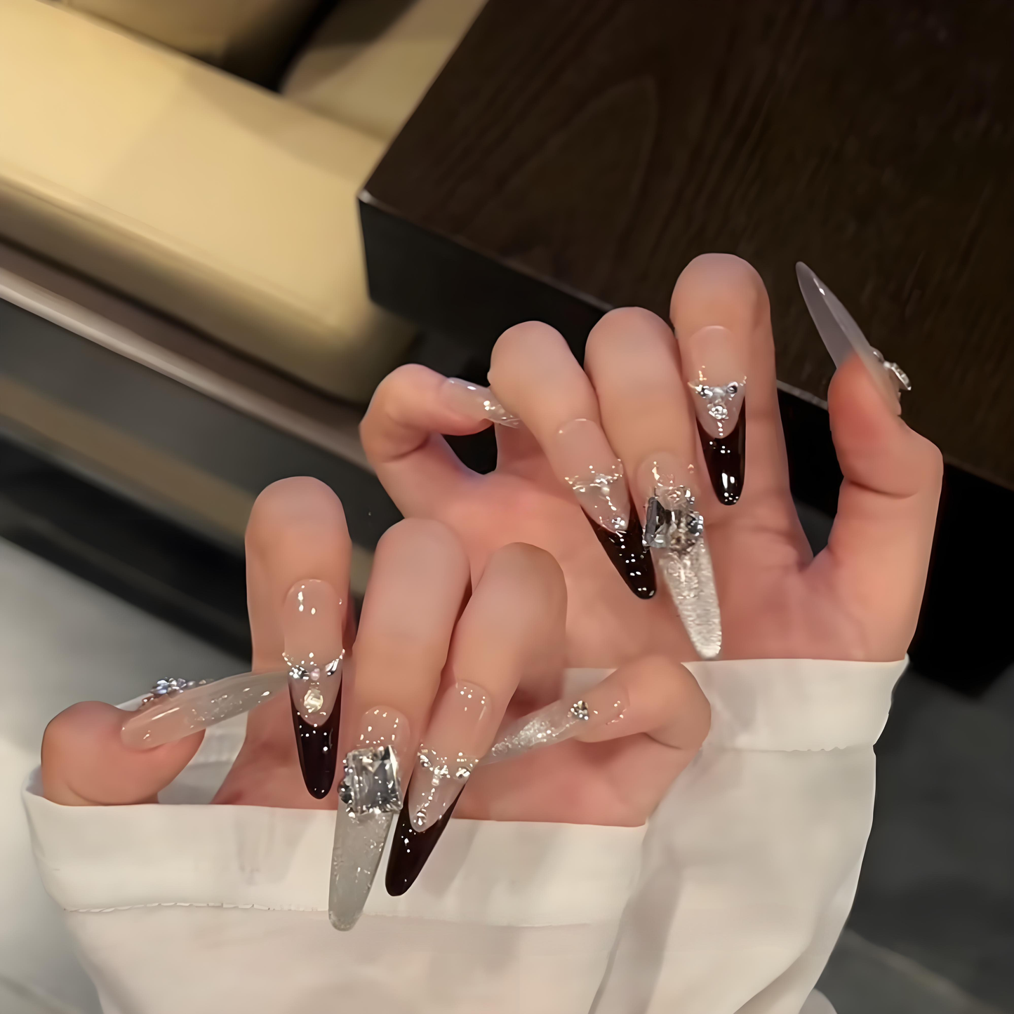 Frosted Dream | Black Cat-Eye Press-On Nails