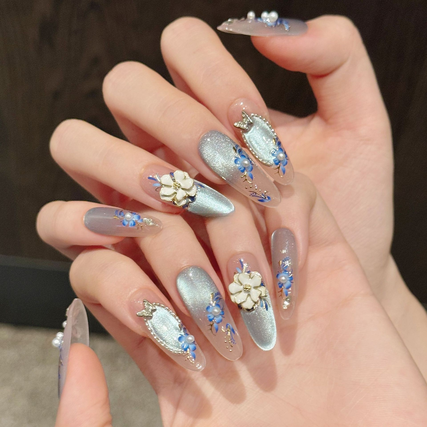 White Porcelain Blue Floral | Gilded Press-On Nails