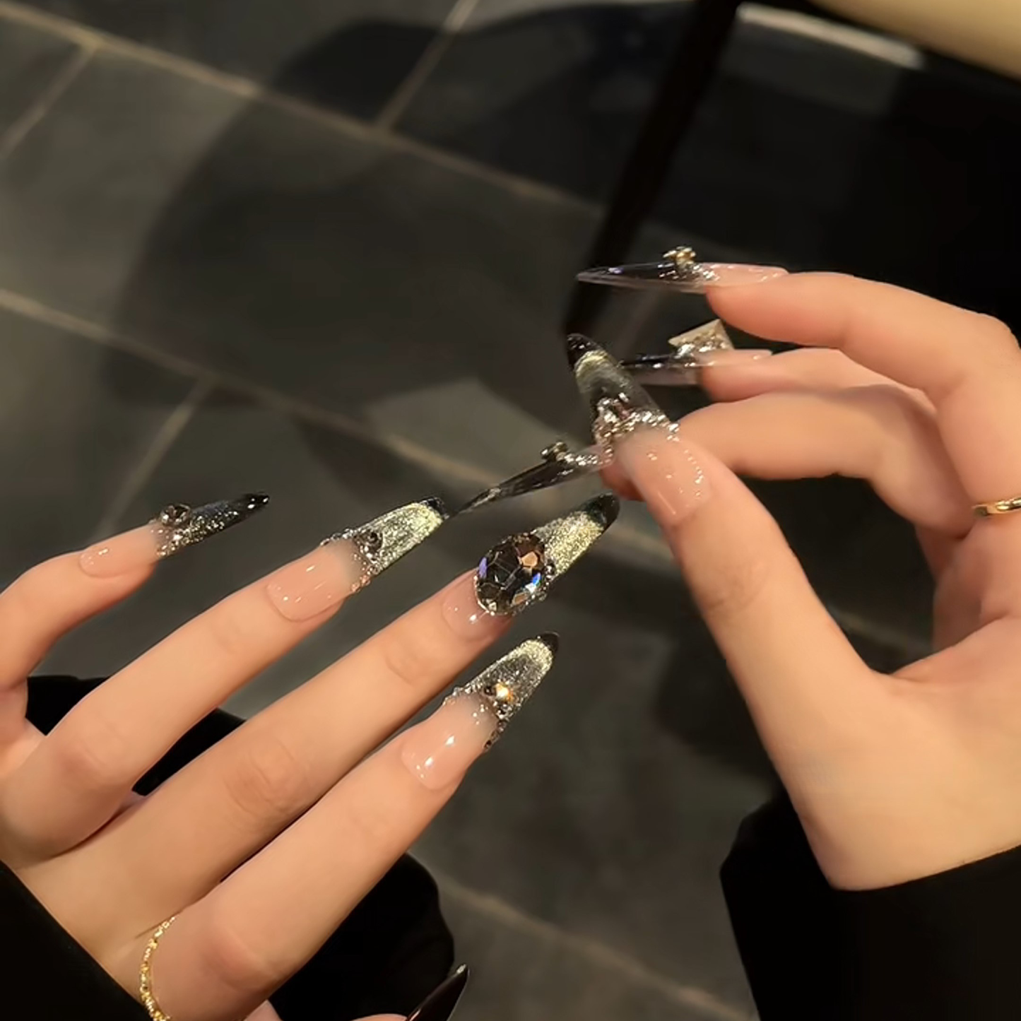 Midnight Ice | Cat-Eye Rhinestone Press-On Nails