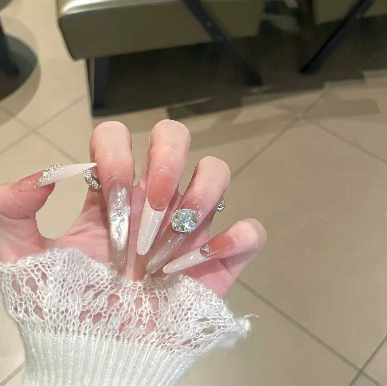Cocoa Muffin | Peach Cat-Eye French Press-On Nails