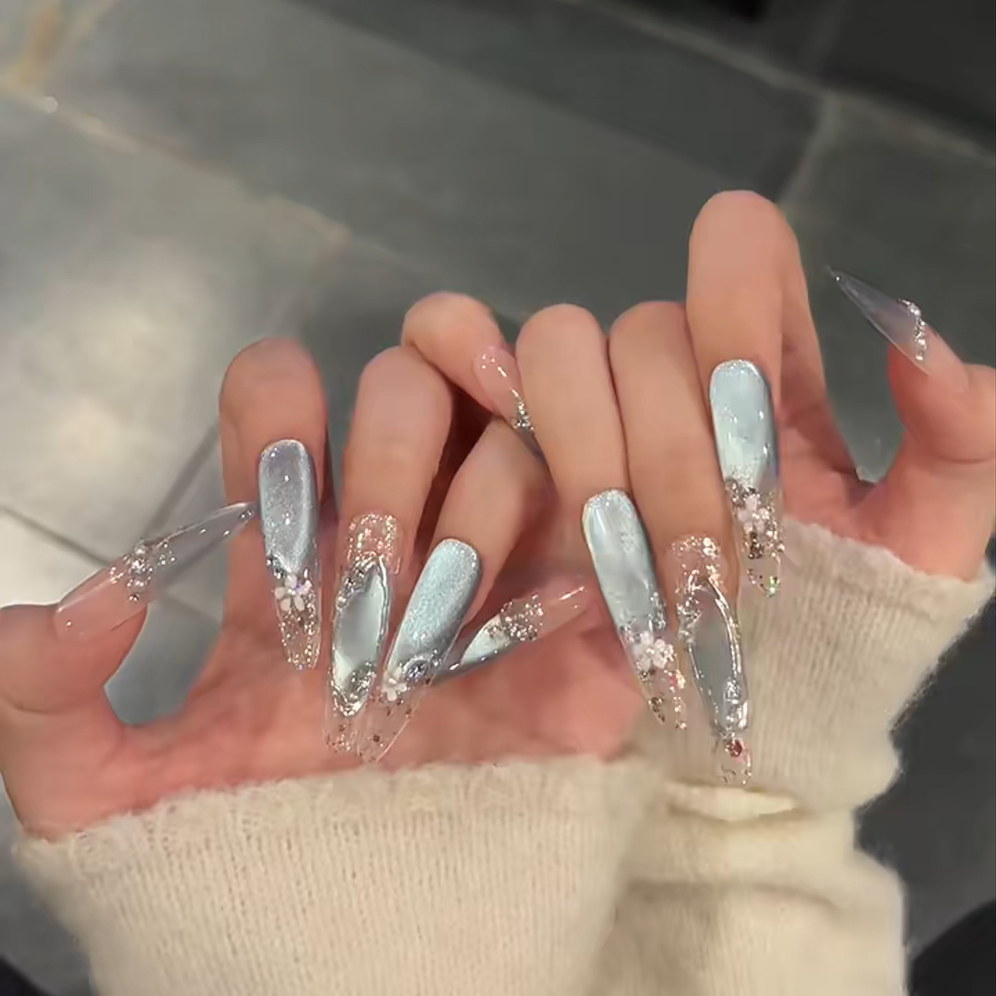 Summer Sparkle | Dreamy Blue Cat-Eye Press-On Nails