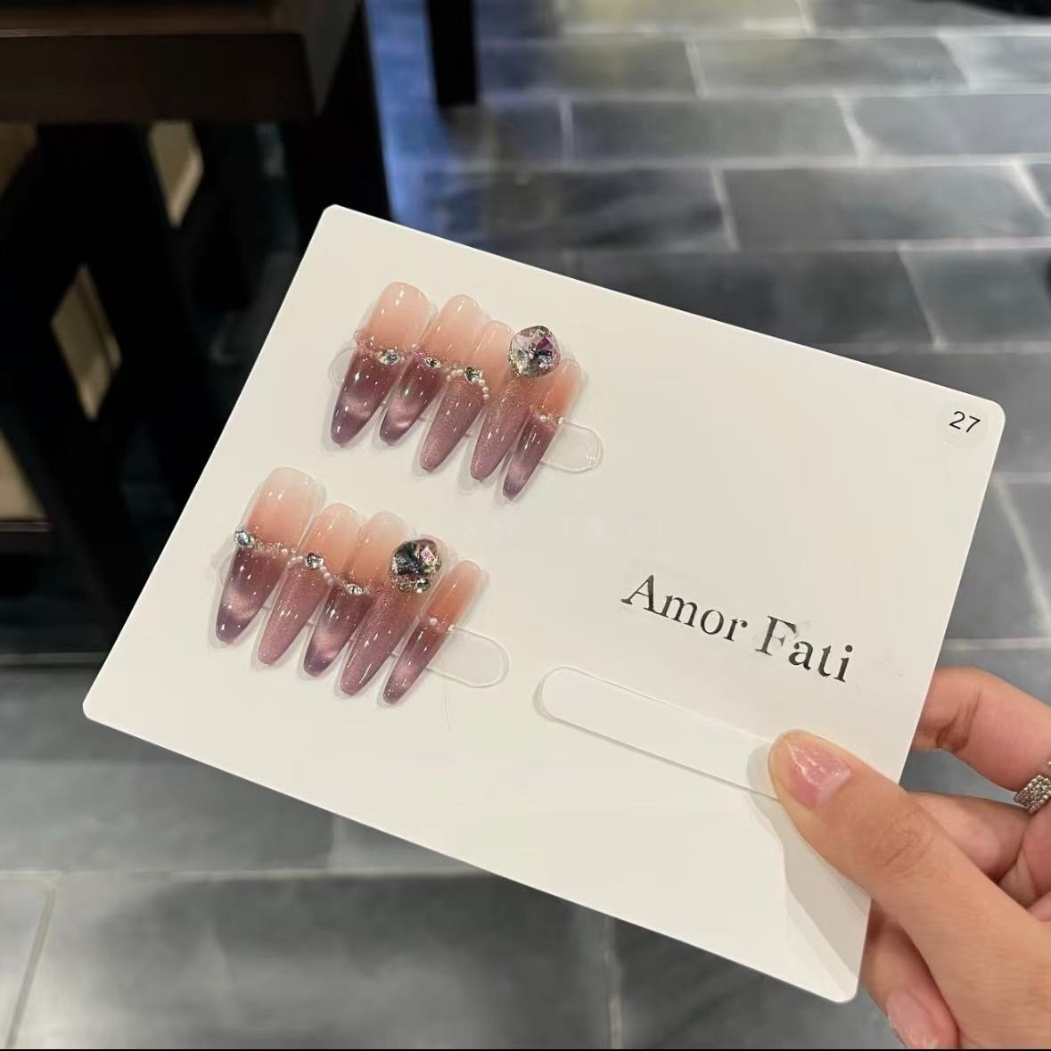 Misty Rose | Purple Gradient Cat-Eye French Press-On Nails
