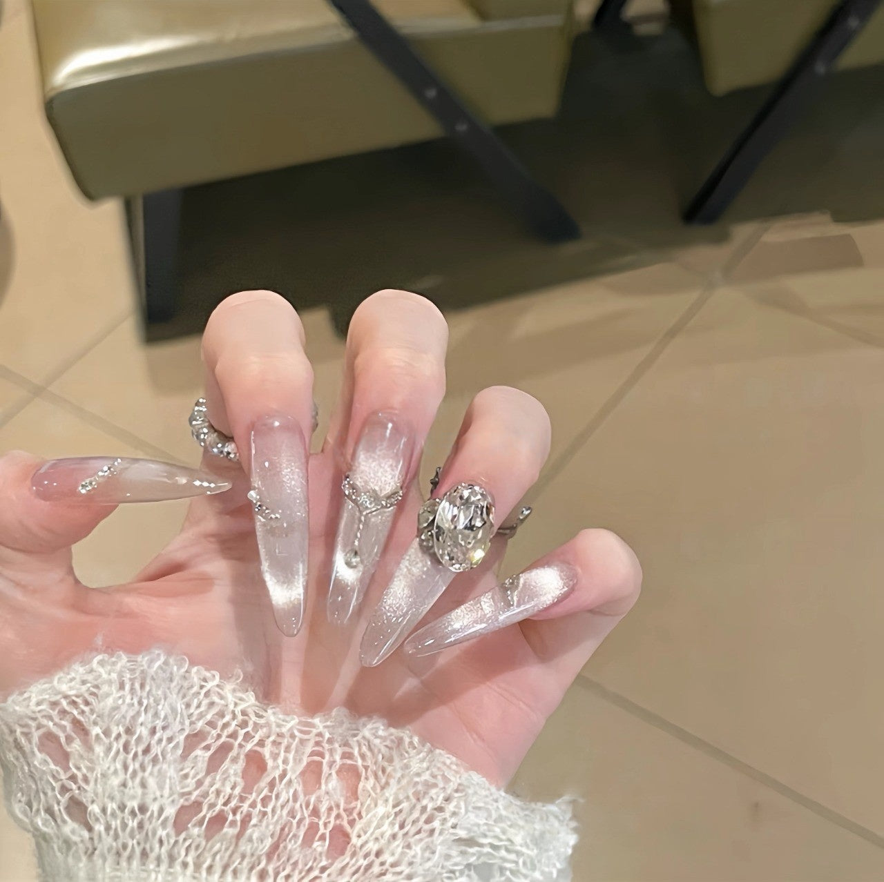 Twilight Snow | Rose Pink Cat-Eye French Chain Press-On Nails