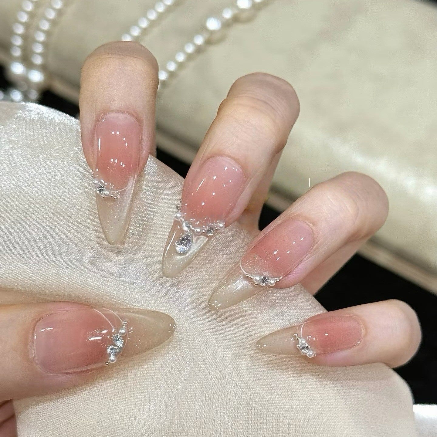 Yuehua | Nude Pink Blush Cat-Eye Press-On Nails