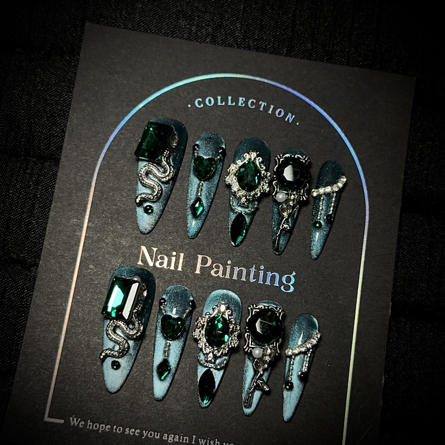Medusa Green Press-On Nails — Emerald Cat-Eye Snake Chain Long Stiletto Fake Nails