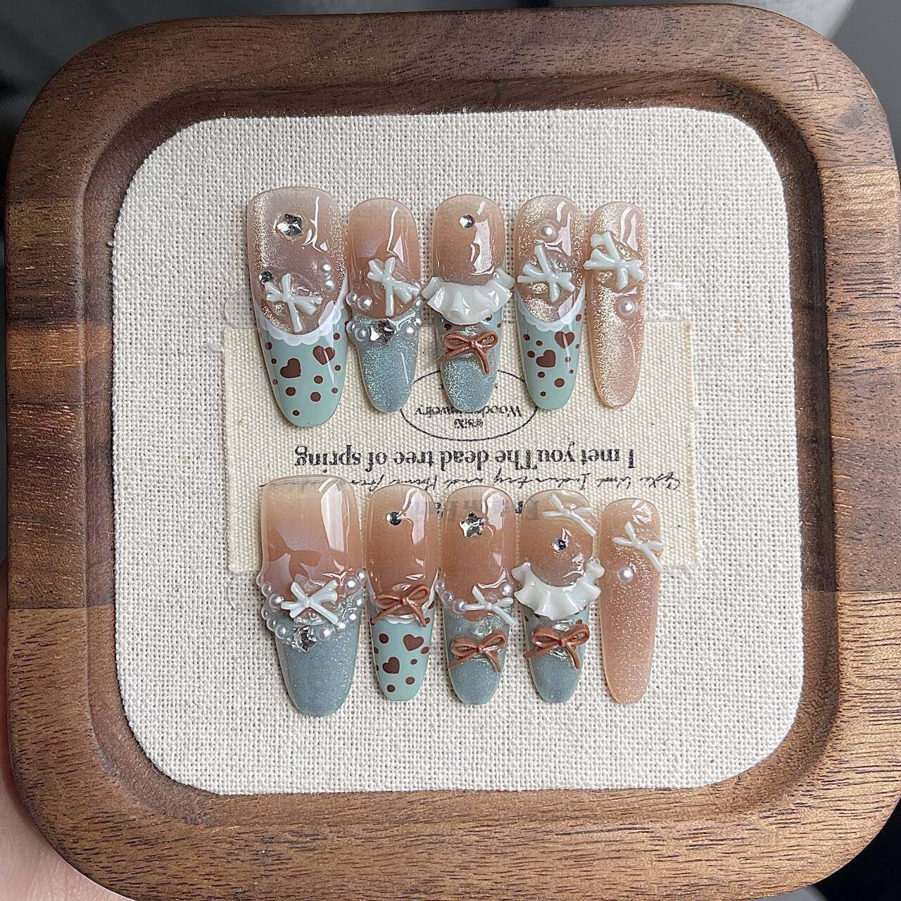 10-Style Autumn Press-On Nails Collection - XS/S/M