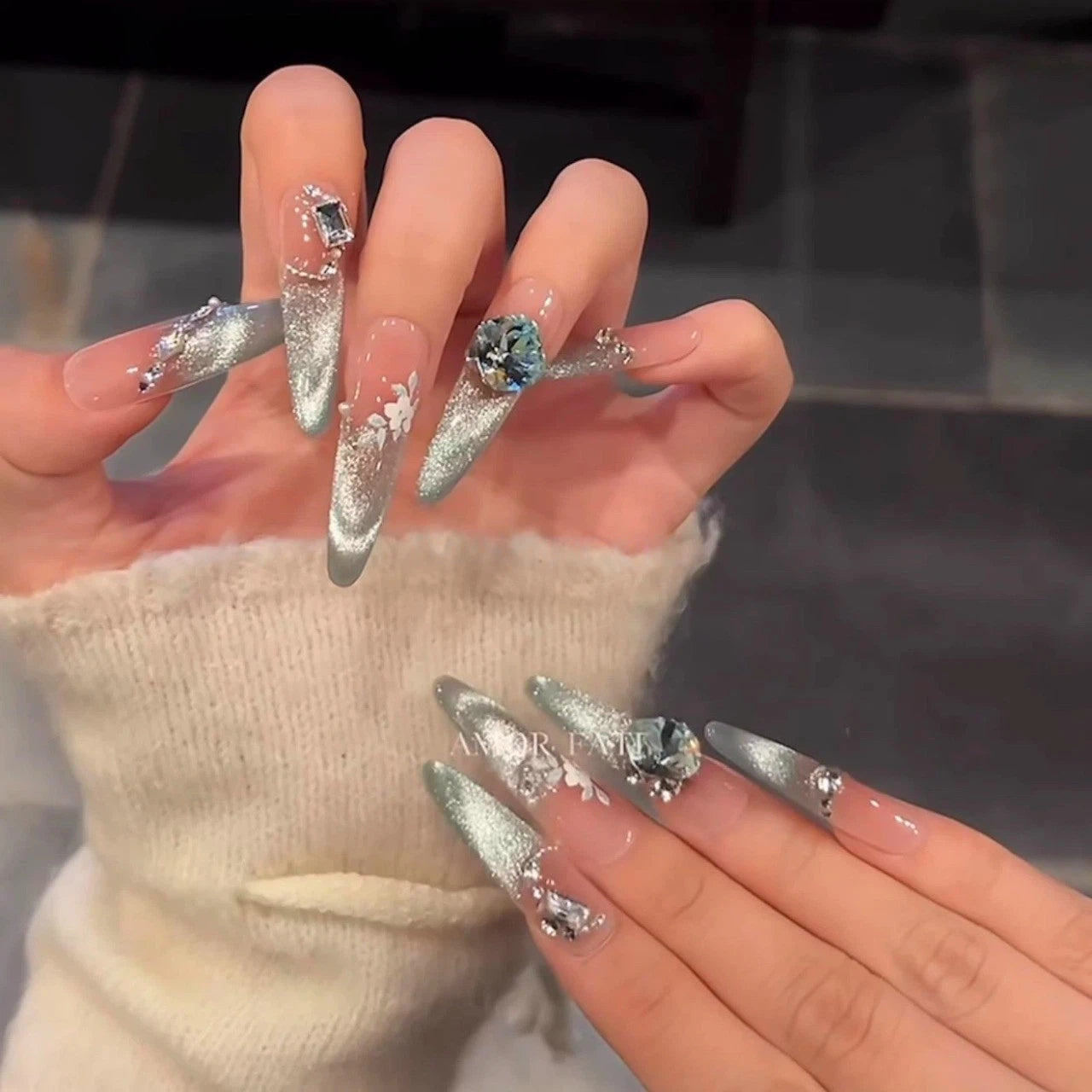 Green Cat-Eye Floral Press-On Nails