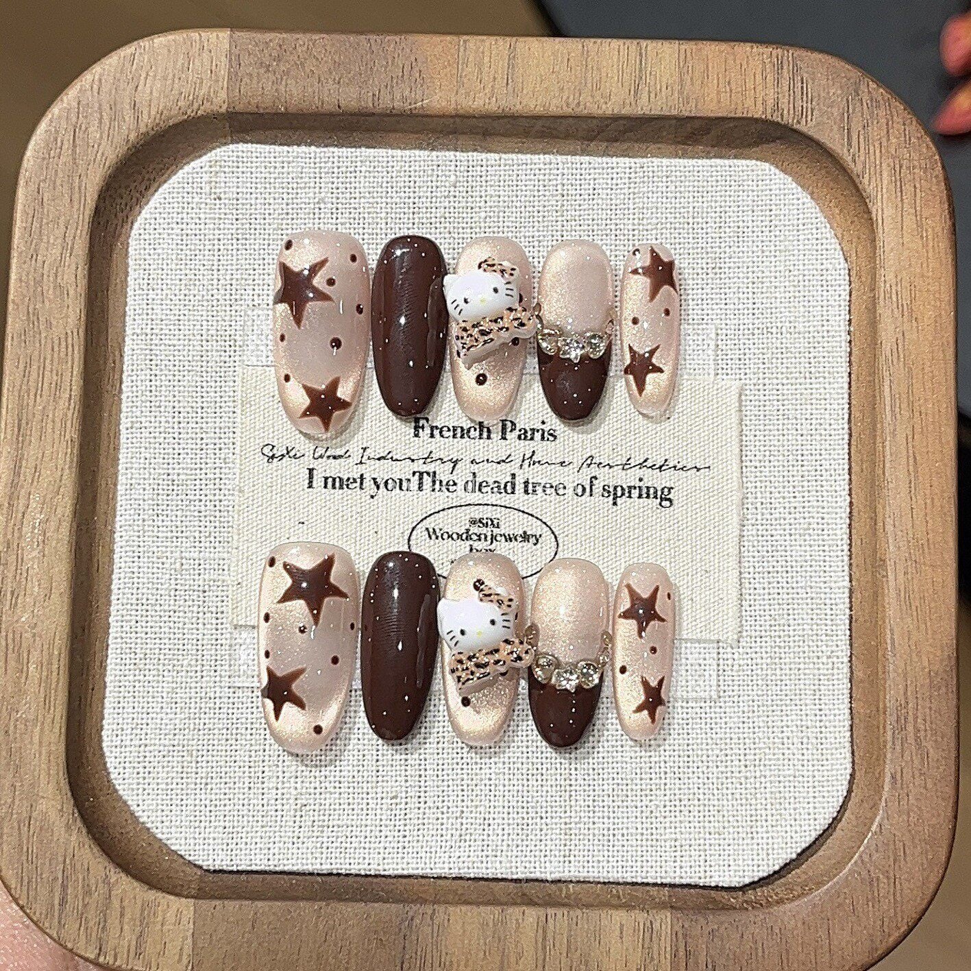 Hand-Painted Caramel Cat-Eye Press-On Nails - Star Polka Dot Brown False Nails (2 Lengths)