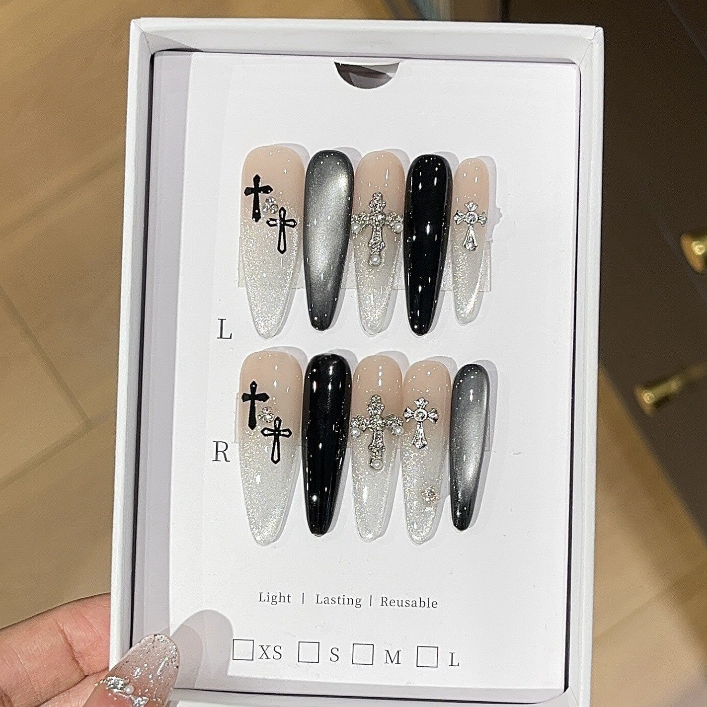 Midnight Edge | Cat-Eye Press-On Nails with Metal Crosses