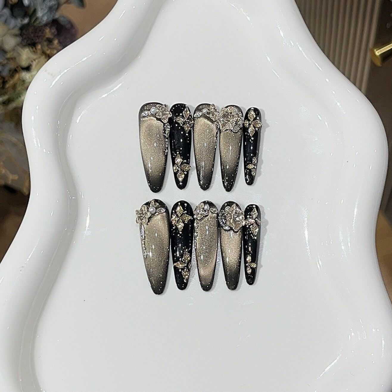 Luxe Black Gold Cat-Eye Press-On Nails — Handmade Rhinestone Long Fake Nails (Reusable)