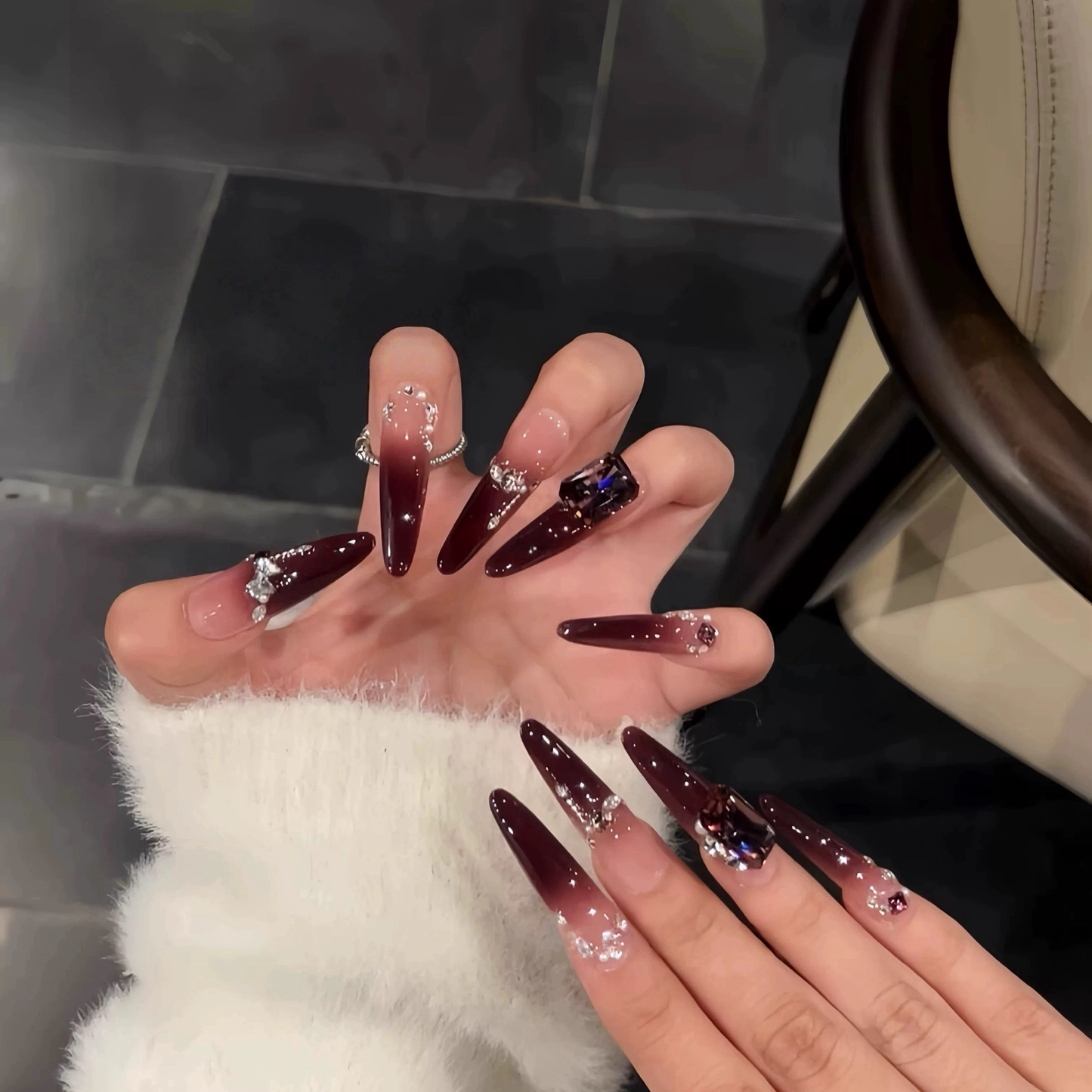 Sunset Island | Gradient Red Cat-Eye French Press-On Nails