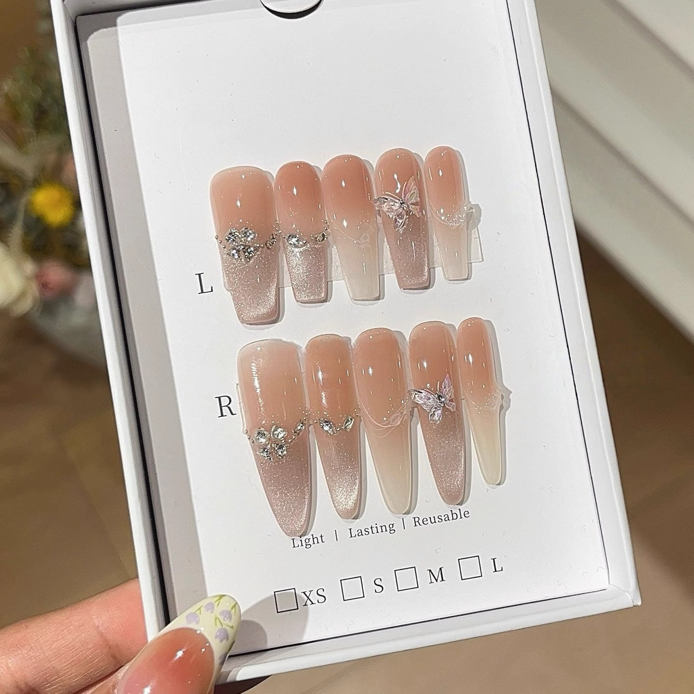 Lost Butterfly | Extra-Long Stiletto & Oval & Coffin Cat-Eye Press-On Nails