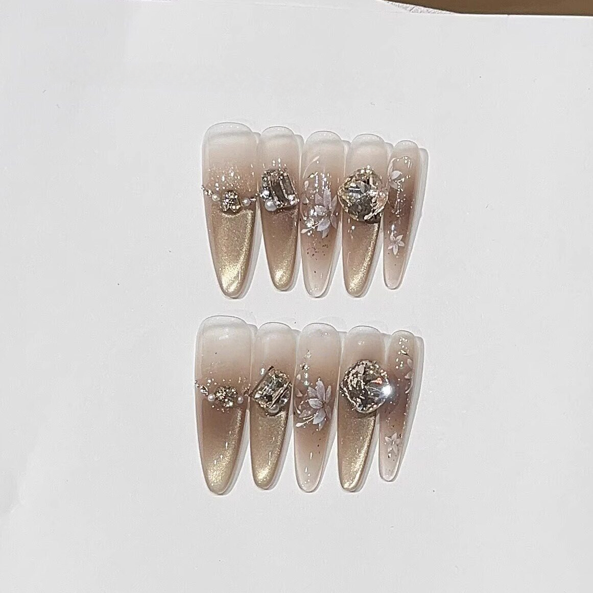 Autumn Glow | Cat-Eye Press-On Nails