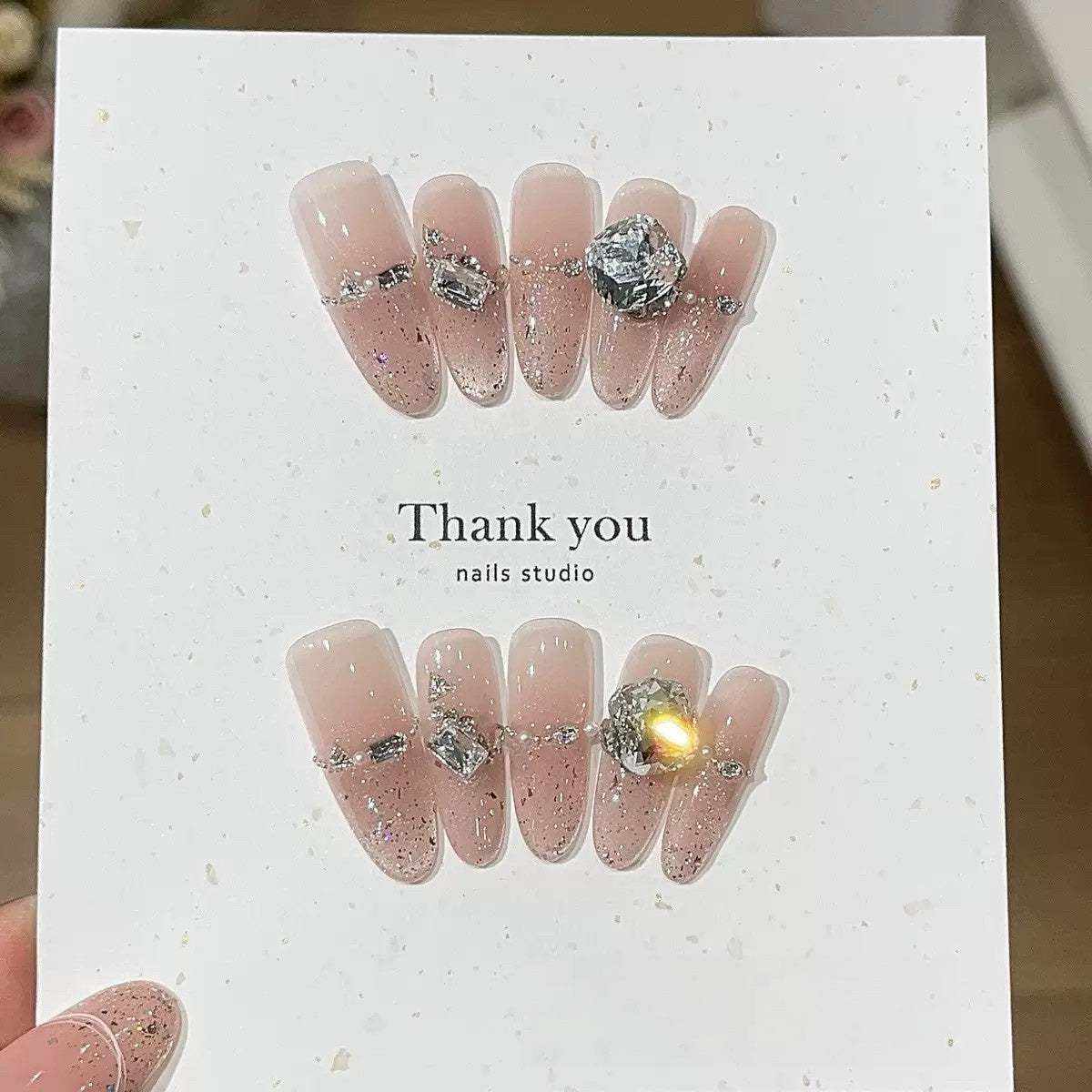 Icy Berry Glow | Peach Cat-Eye Press-On Nails