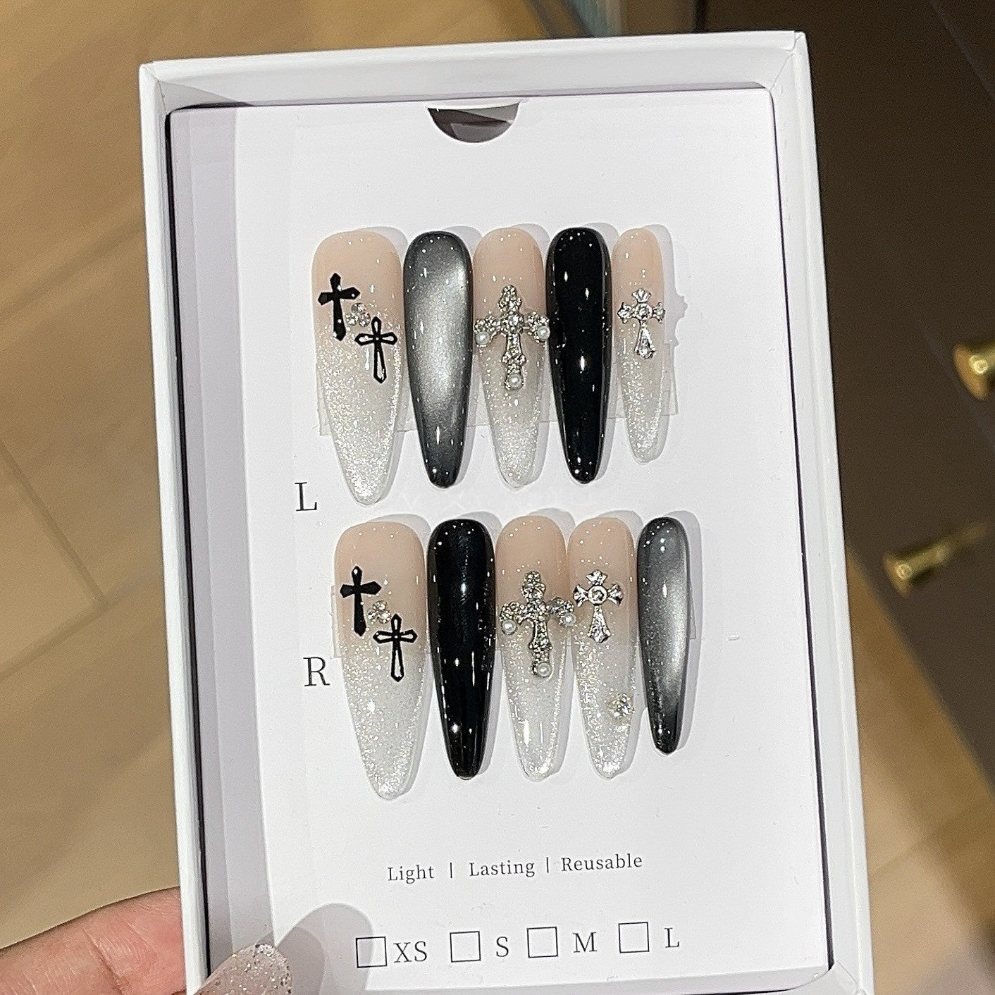 Midnight Edge | Cat-Eye Press-On Nails with Metal Crosses