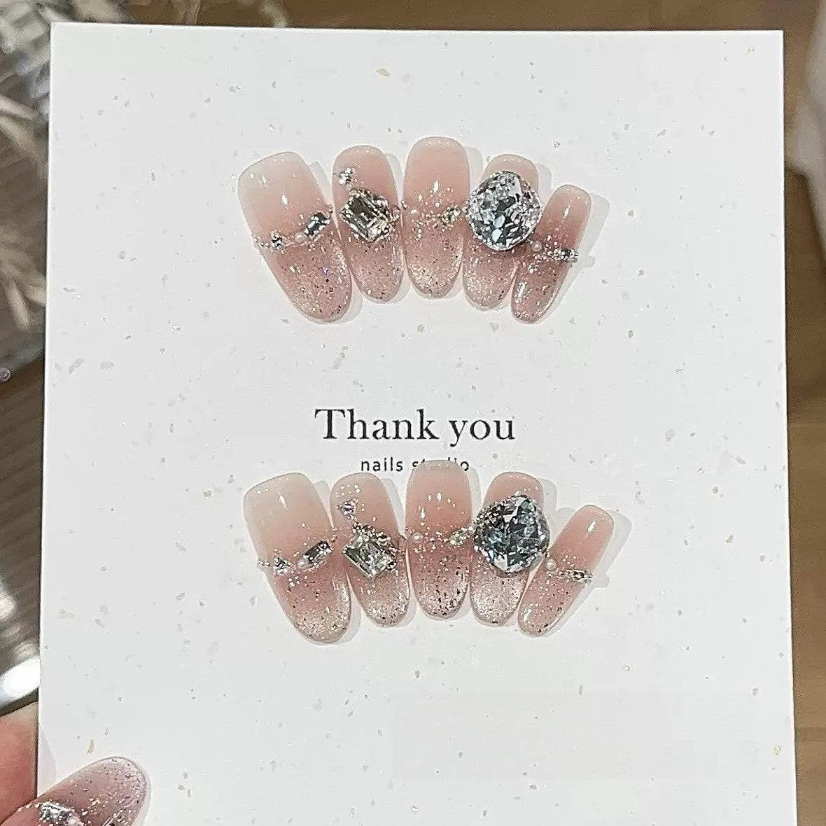 Icy Berry Glow | Peach Cat-Eye Press-On Nails
