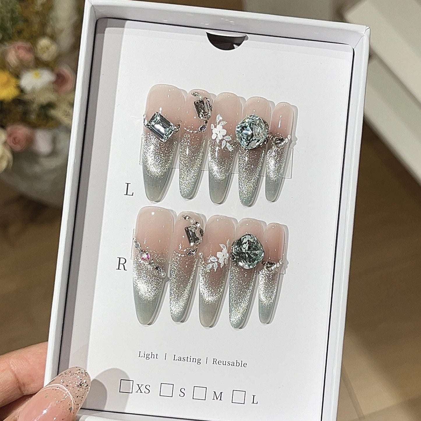 Green Cat-Eye Floral Press-On Nails