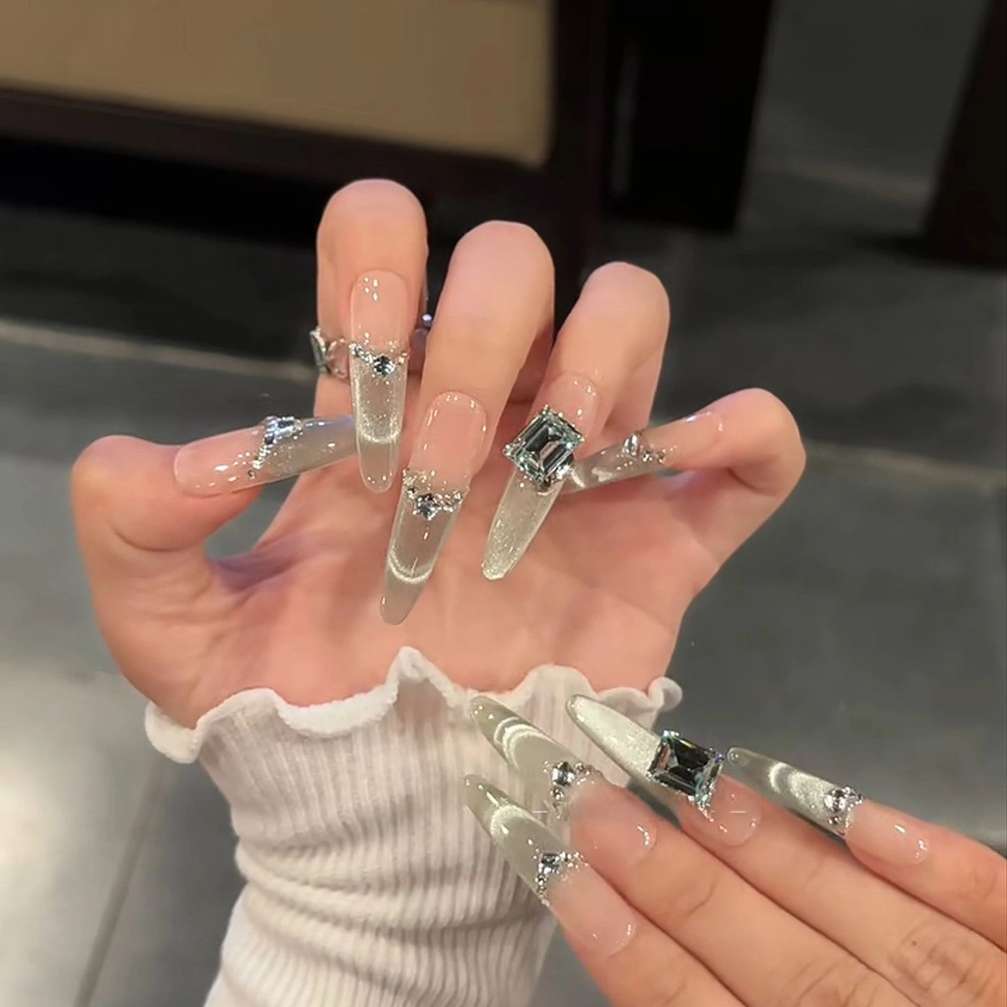 Green Grape Slush | Cat-Eye Press-On Nails