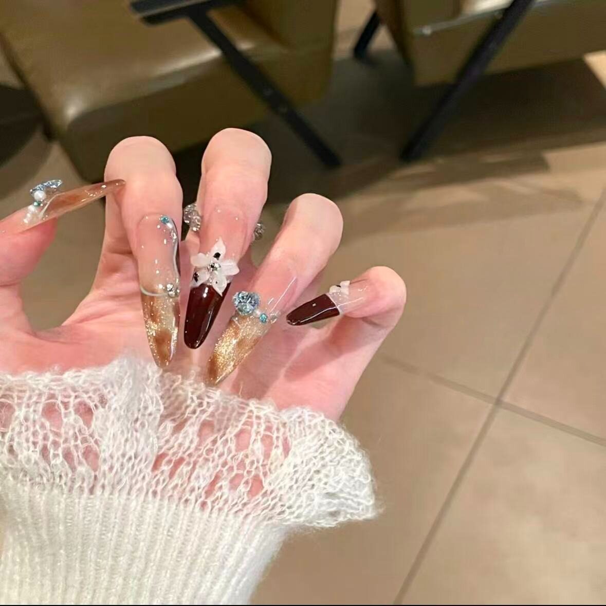 Evening Begonia | Amber Cat-Eye Press-On Nails - main product image 2