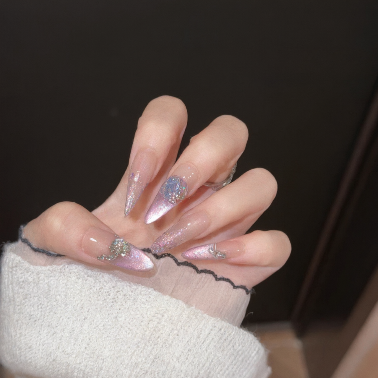 Misty Grape | Cat-Eye Press-On Nails - main product image 3