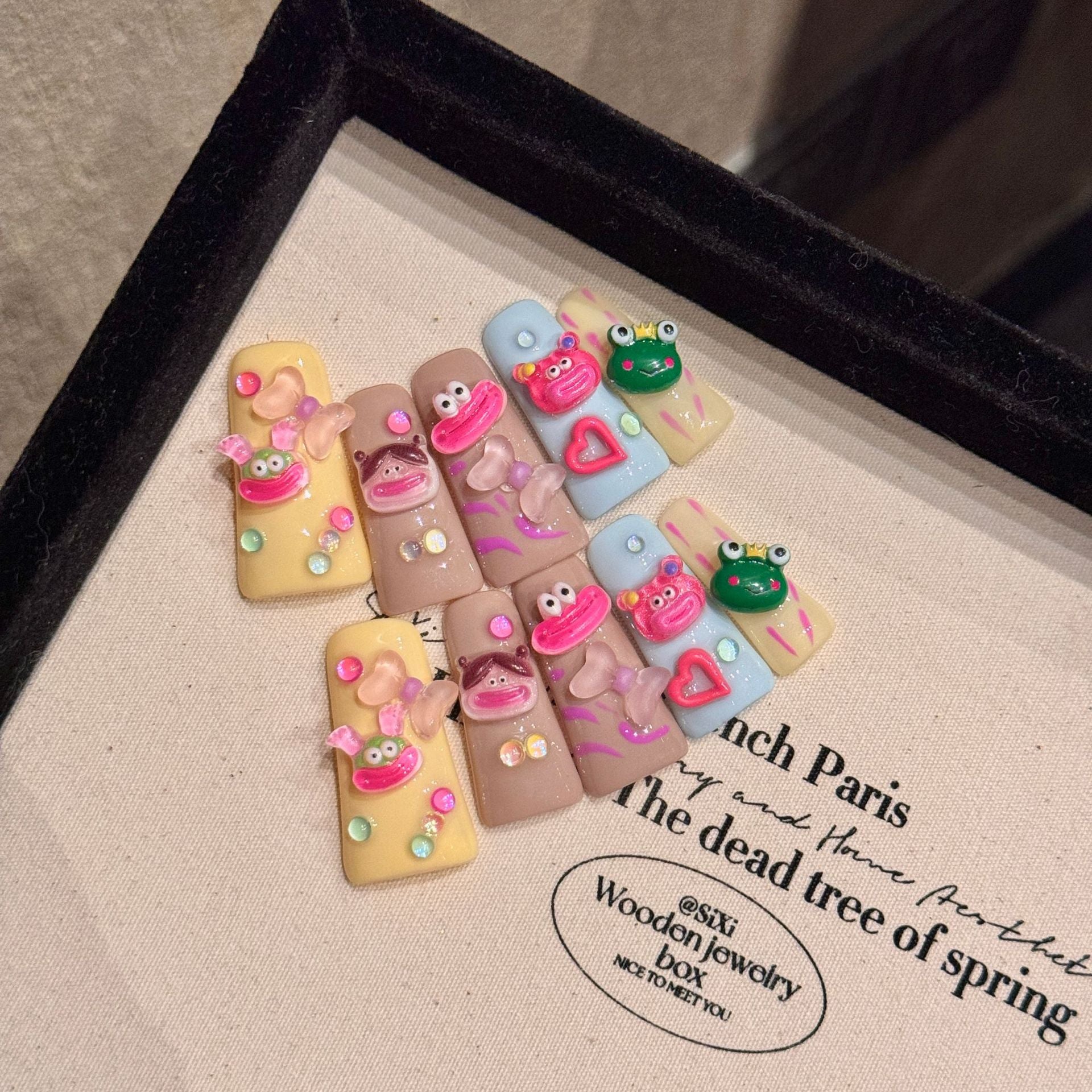 Duck Bill Ugly-Cute Cartoon Press-On Nails | Handmade - main product image 4